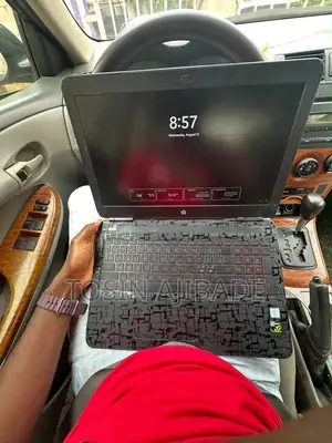 Laptop HP Omen 15 12GB Intel Core i7 HDD+SSD 256GB