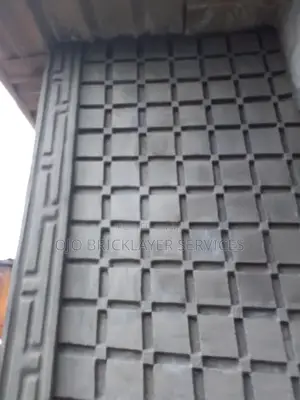 Experienced Bricklayer Available - House Fence Building