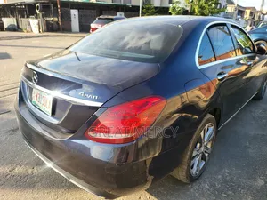 Mercedes-Benz C300 2013 Black