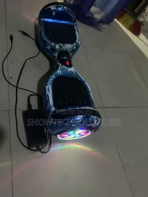 Direct Uk Hoverboard With Bluetooth and Speakers