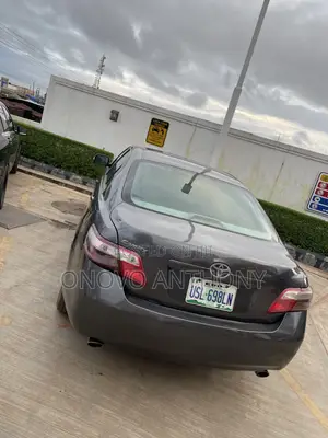 Toyota Camry XLE V6 4dr Sedan (3.5L 6cyl 6AM) 2008 Gray