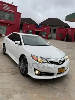 Toyota Camry 2012 White