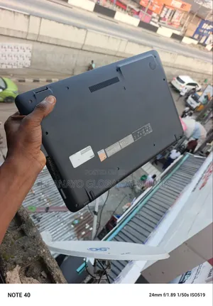 Laptop Asus X540LA 8GB Intel Core i3 HDD 500GB