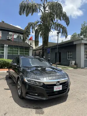 Honda Accord Sport (2.0L 4cyl Turbo 10A) 2019 Gray