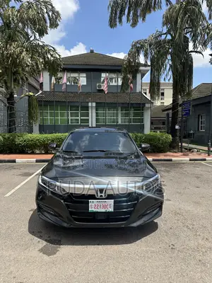 Honda Accord Sport (2.0L 4cyl Turbo 10A) 2019 Gray