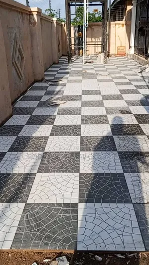 Compound Floor Tiles 60/60