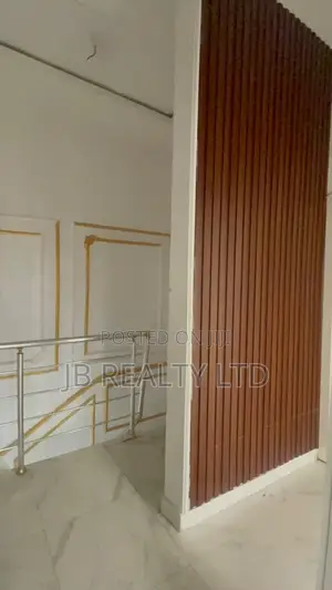 3bdrm Duplex in Ikota, Lekki for rent