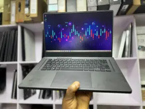 Laptop Asus ROG Zephyrus G15 16GB AMD Ryzen 9 SSD 512GB