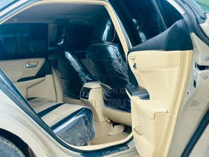 Toyota Camry 2015 Gold