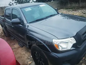 Toyota Tacoma 2015 Gray
