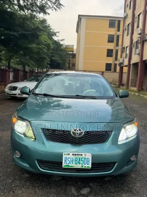 Toyota Corolla 2009 Green