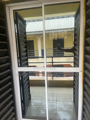 Sliding Door