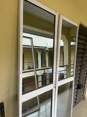 Sliding Door