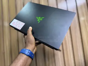 Laptop Razer Blade Advanced 16GB Intel Core i7 SSD 512GB
