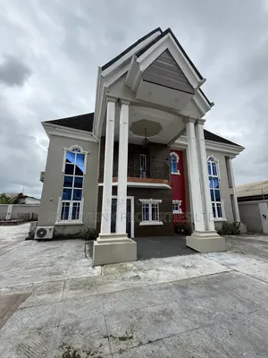 5bdrm Duplex in Ada-George,, Rumueme for sale