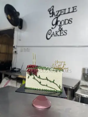 Butter Cream Rectangle Cake