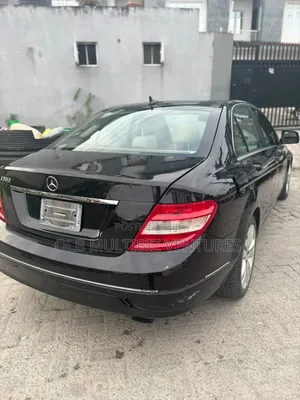 Mercedes-Benz C300 2009 Black