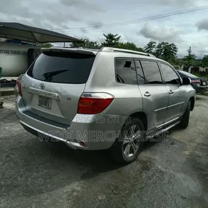 Toyota Highlander 2008 Silver