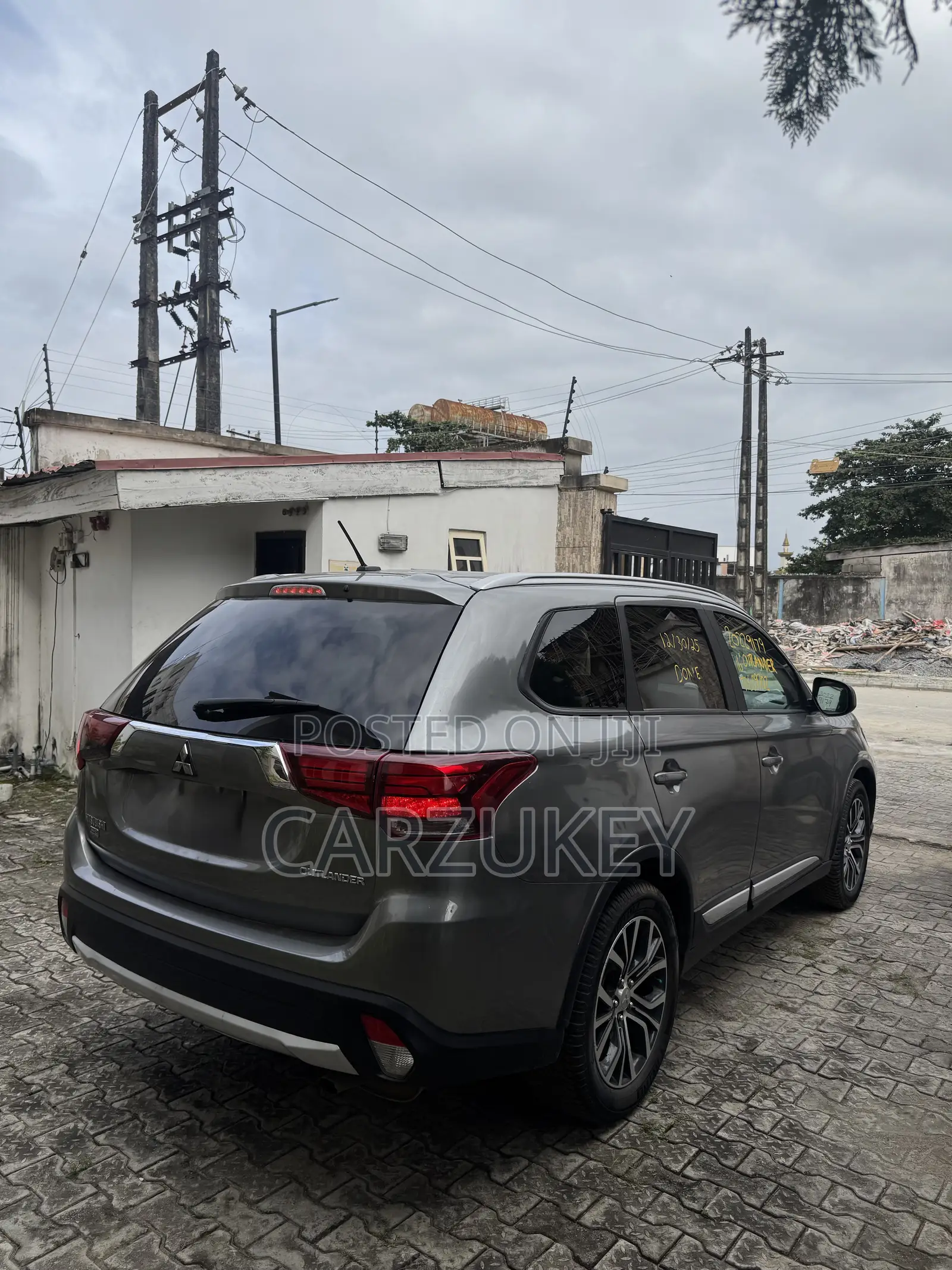 Mitsubishi Outlander 2016 Silver