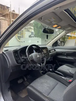 Mitsubishi Outlander 2016 Silver