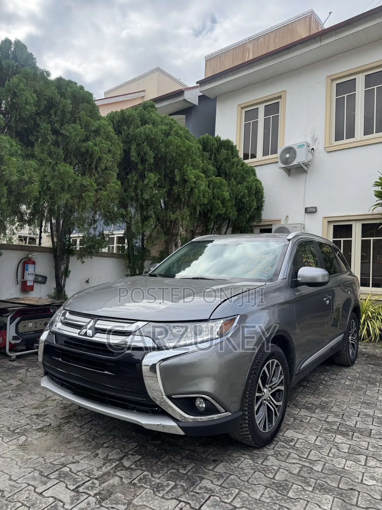 Mitsubishi Outlander 2016 Silver