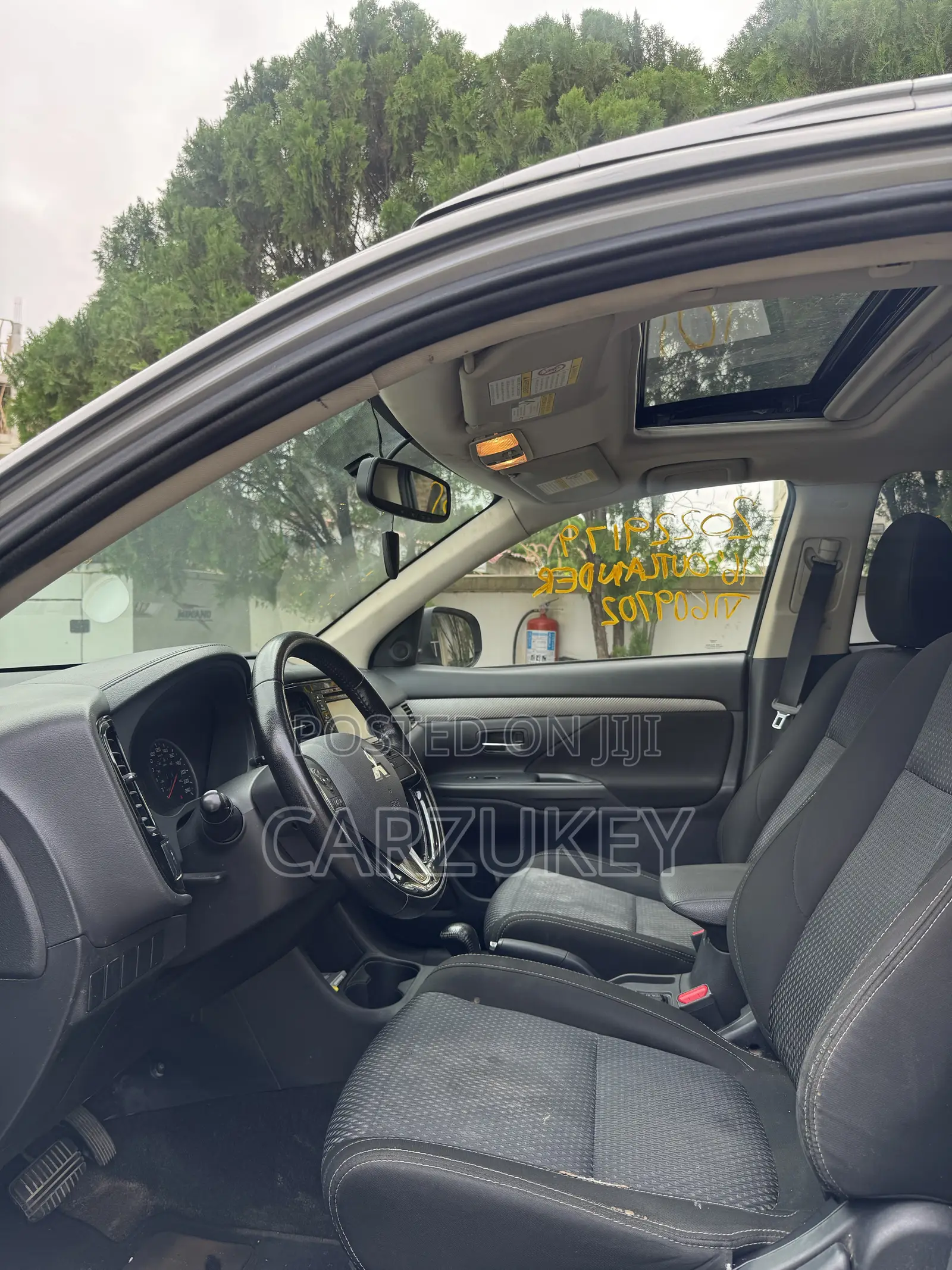Mitsubishi Outlander 2016 Silver