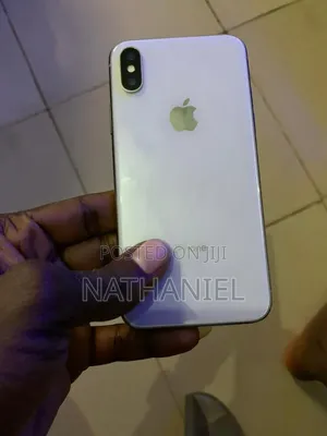 Apple iPhone X 64 GB White