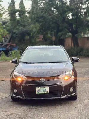 Toyota Corolla S 4dr Sedan (1.8L 4cyl CVT) 2015 Black