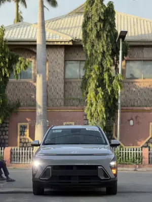 Hyundai Kona 2024 Gray