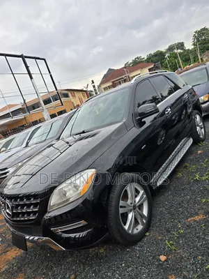 Mercedes-Benz M Class 2013 Black