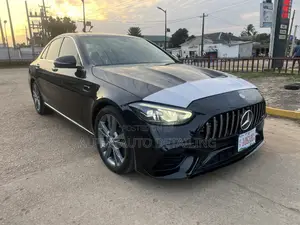 Mercedes-Benz C300 2016 Black