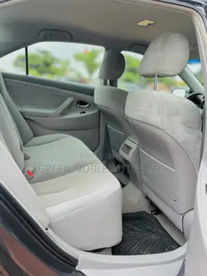Toyota Camry LE V6 4dr Sedan (3.5L 6cyl 6AM) 2008 Red