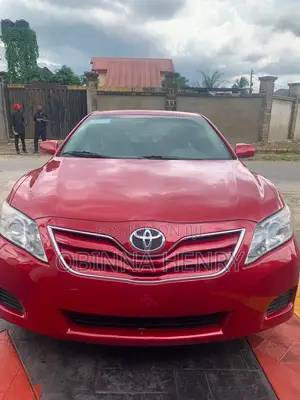 Toyota Camry LE 4dr Sedan (2.5L 4cyl 6AM) 2010 Red