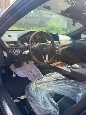 Mercedes-Benz E350 2013 Black