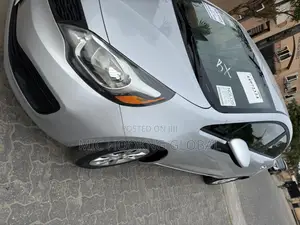 Kia Rio LX 4dr Sedan (1.6L 4cyl 6M) 2014 Silver