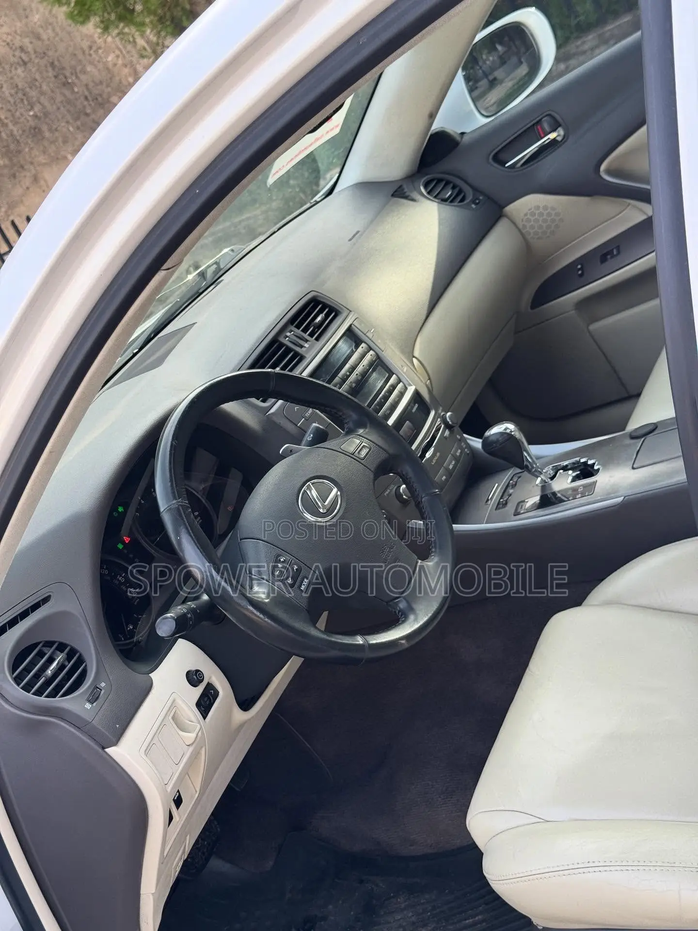 Lexus IS 2010 White