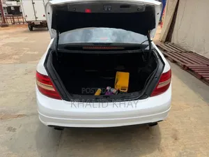 Mercedes-Benz C350 2009 White
