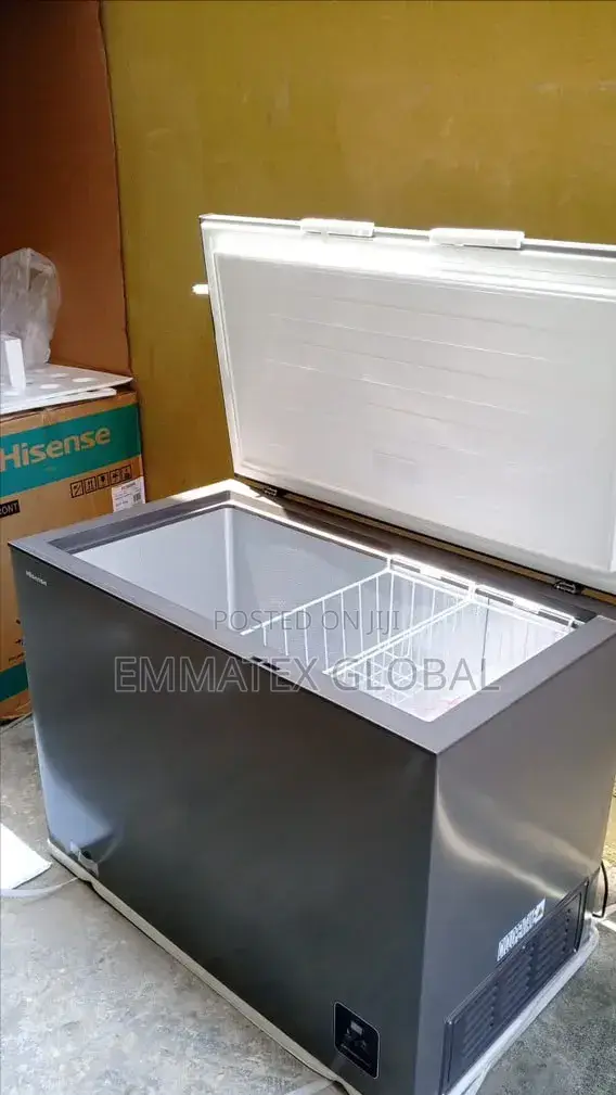 Hisense 250L Fast Deep Freezer With 2 Basket