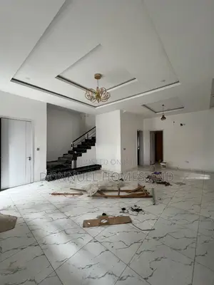 4bdrm Duplex in Ikota for rent