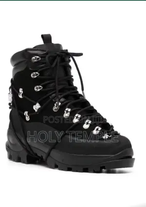 High Quality Stock Boots