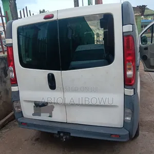 Renault Trafic 2007 White