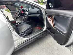 Toyota Camry 2008 Silver