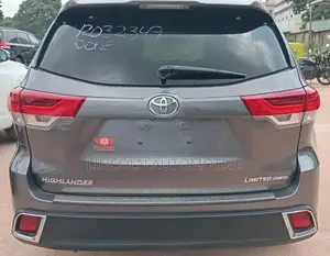 Toyota Highlander Limited 2019 Gray