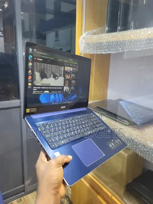 Laptop Acer Swift 3 8GB Intel Core i5 SSD 256GB