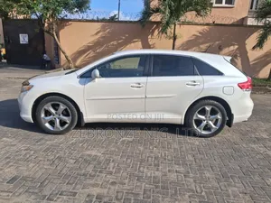 Toyota Venza 2012 White