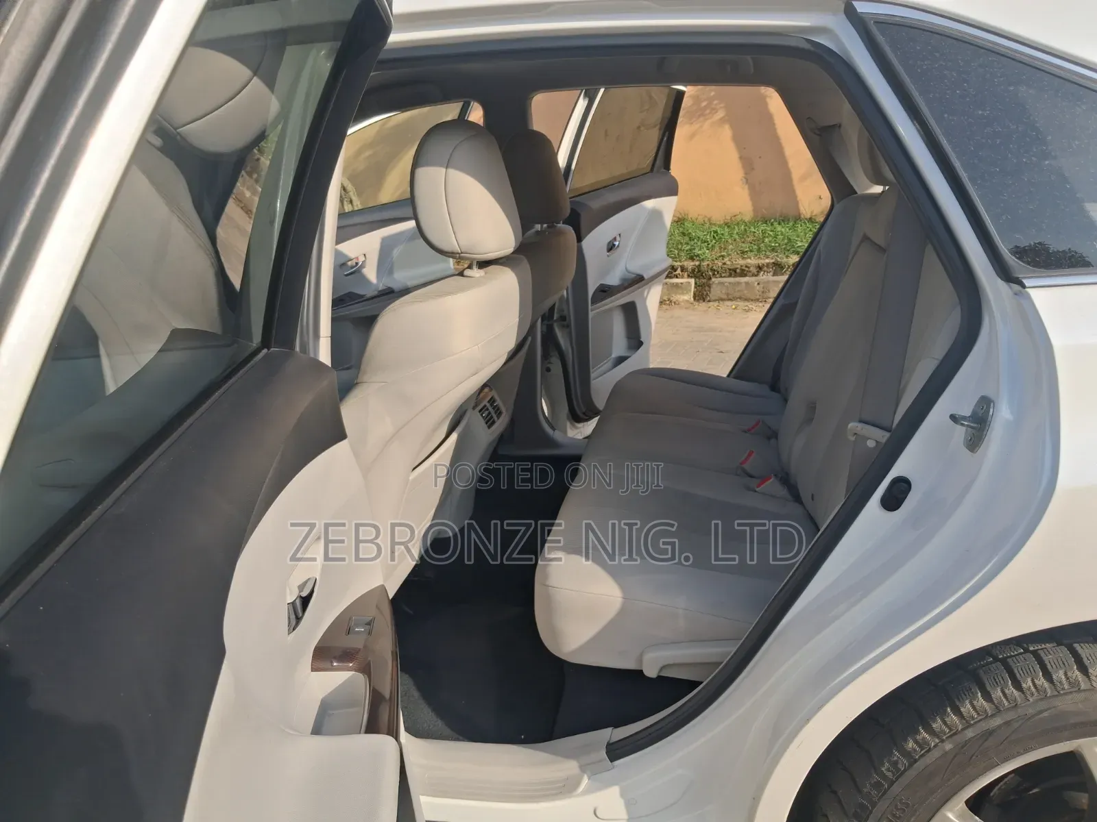 Toyota Venza 2012 White