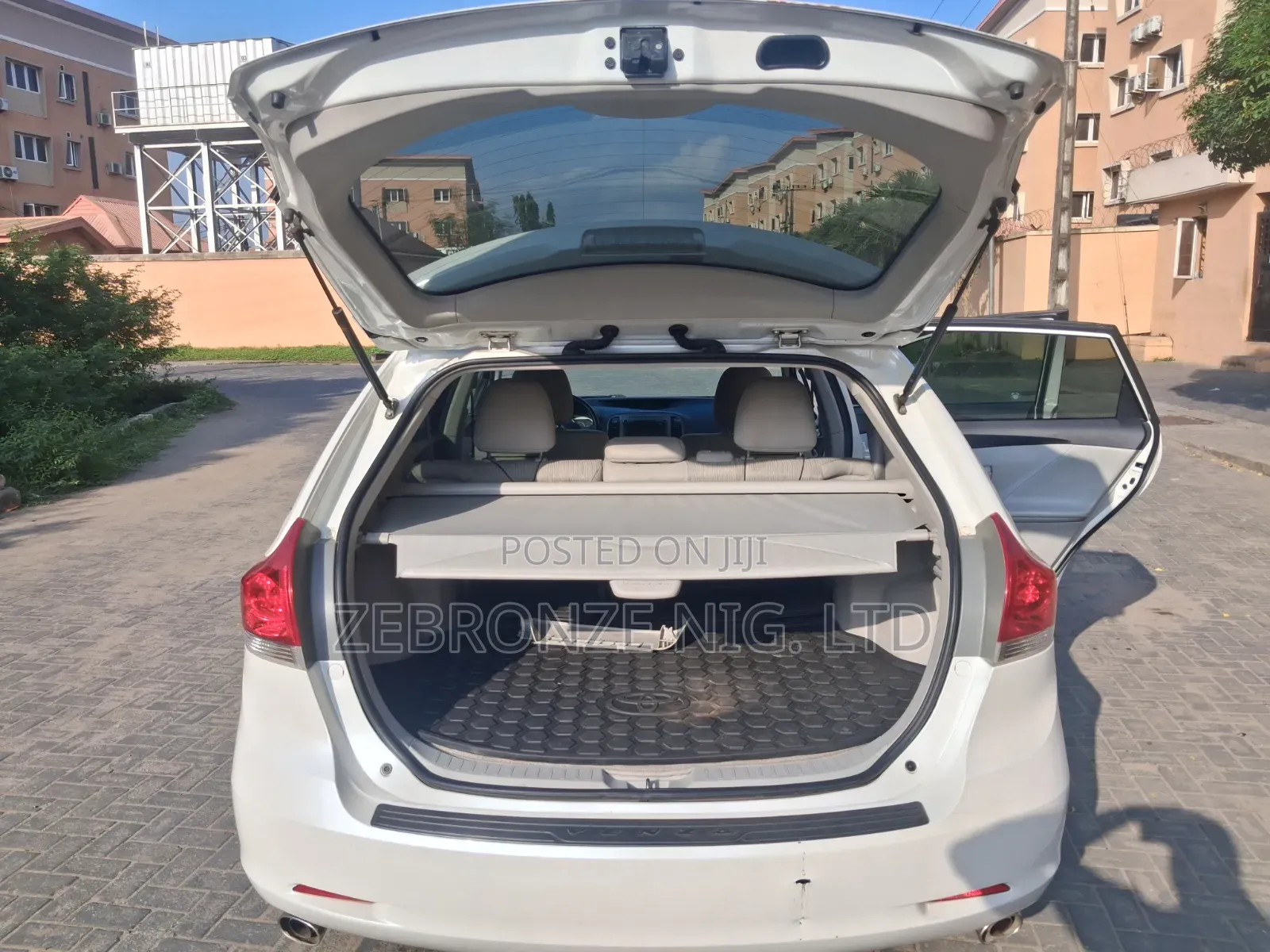 Toyota Venza 2012 White