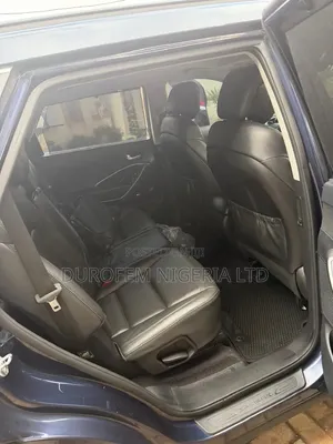 Hyundai Santa Fe 2017 Blue