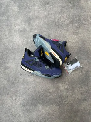 Air Jordan 4 Retro Lakers