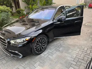 Mercedes-Benz S-Class 2022 Black